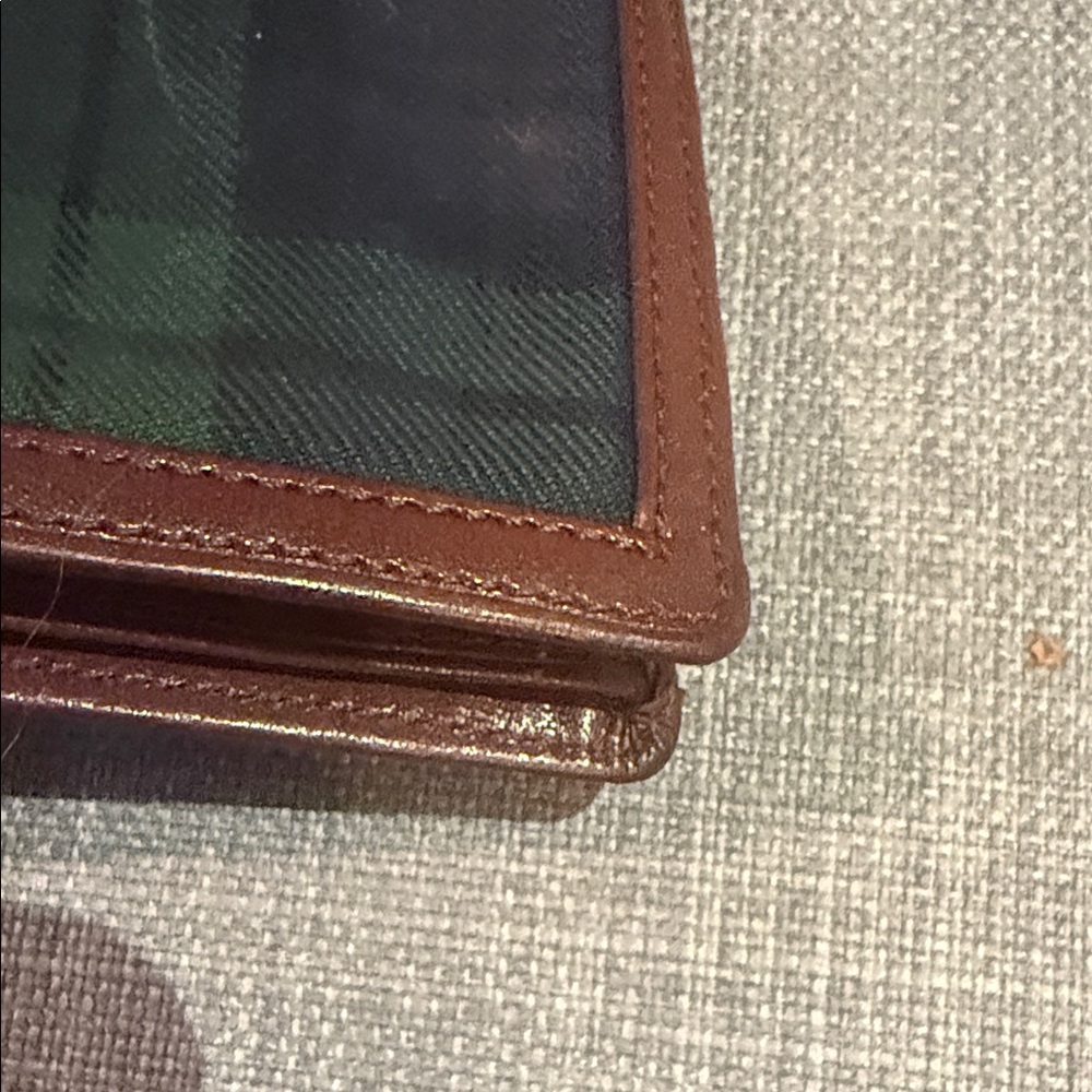Polo by Ralph Lauren Plaid Leather Trim Wallet - Picture 6 of 8